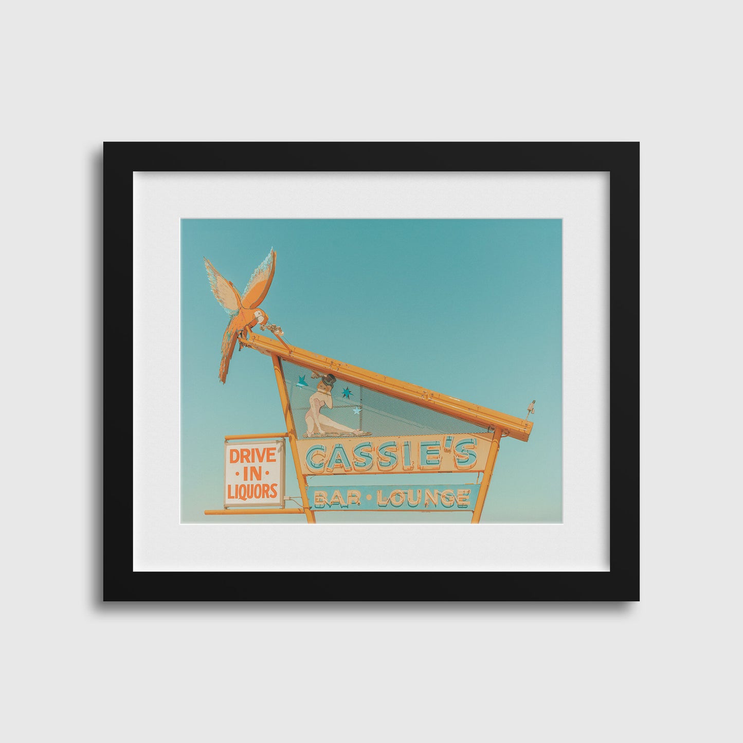 Cassie's Bar & Lounge Neon Sign