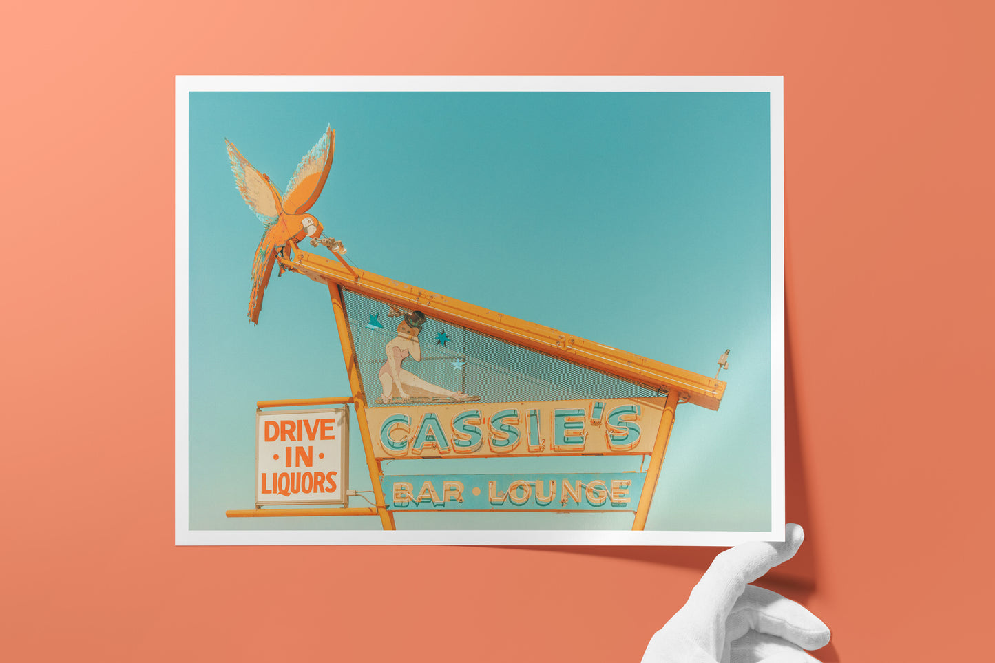 Cassie's Bar & Lounge Neon Sign