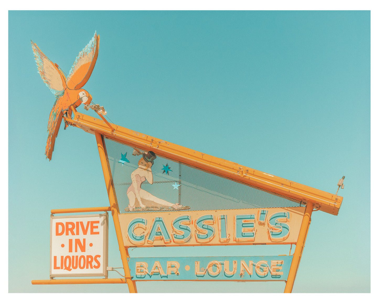 Cassie's Bar & Lounge Neon Sign