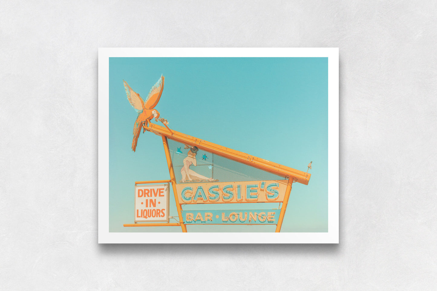 Cassie's Bar & Lounge Neon Sign